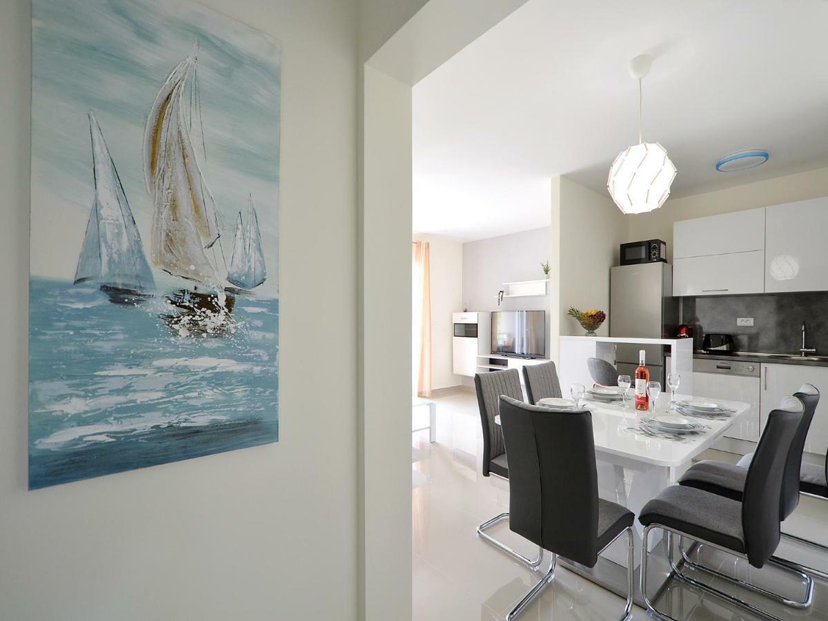 Sunshine Appartement Trogir Buitenkant foto