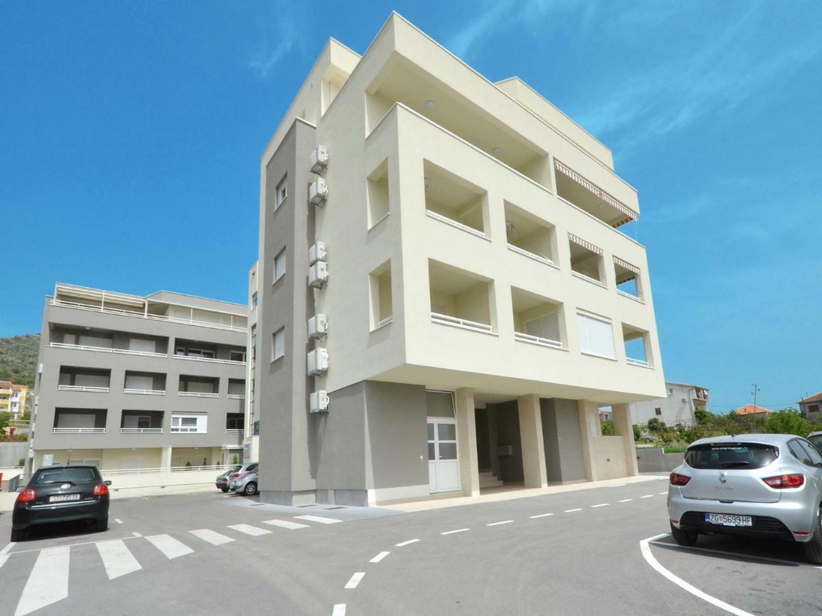 Sunshine Appartement Trogir Buitenkant foto
