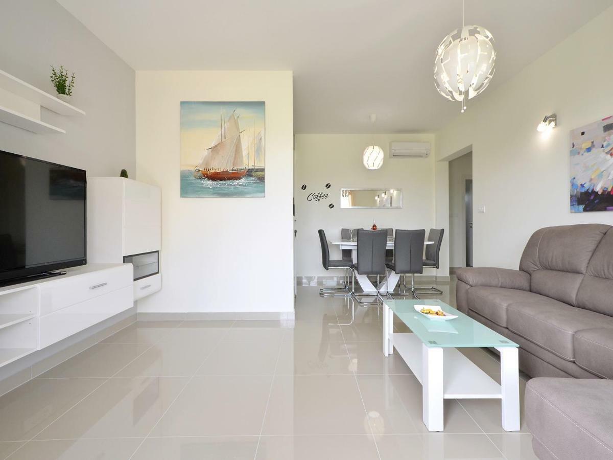 Sunshine Appartement Trogir Buitenkant foto