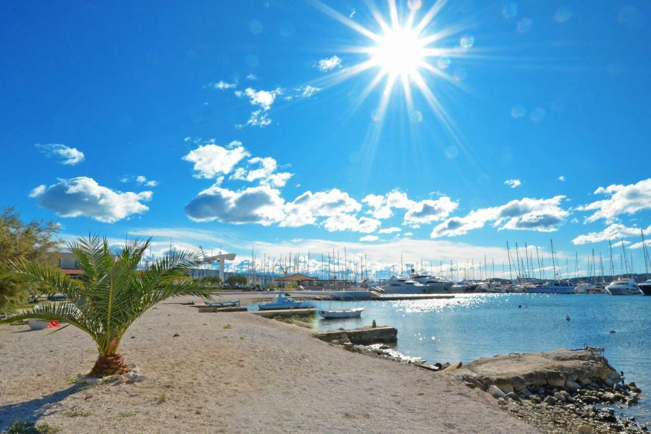 Sunshine Appartement Trogir Buitenkant foto
